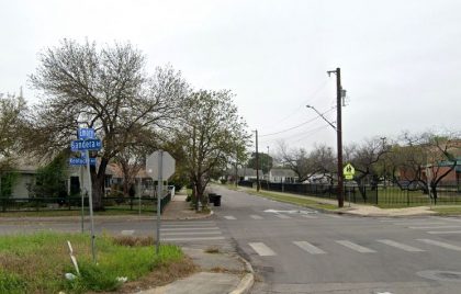 [09-04-2021] Bexar County, TX - Three Injured After a Two-vehicle Crash in San Antonio