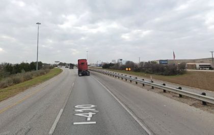 [11-02-2021] Bexar County, TX - Two-Vehicle Crash Injures Two People in San Antonio