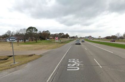 [11-17-2021] Hunt County, TX - One Paramedic Killed and Another Injured in Ambulance Crash in Greenville