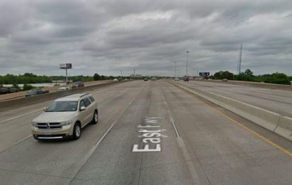 [11-18-2021] Jefferson County, TX - Two-Vehicle Crash Kills Both Drivers in Beaumont