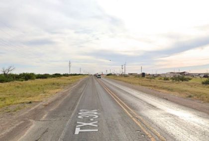 [01-27-2022] Winkler County, TX - One Dead in Fatal Head-On Crash Involving Two Semi-Trucks on Highway 302