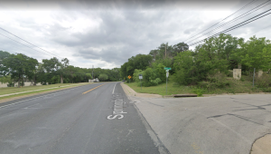 [05-30-2022] Travis County, TX - Two-Vehicle Crash Leaves Three People Injured in East Austin