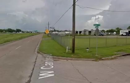[01-11-2022] Jefferson County, TX - 39-Year-Old Beaumont Man Killed in Two-Vehicle Crash at E. Cardinal Drive